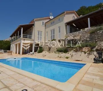 Krk, Stara Baška, ekskluzivna vila u stijeni NKP 450 m2, panoramski pogled na more - cover
