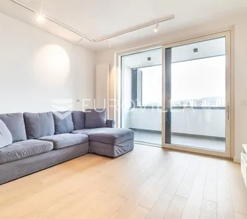 Zagreb, Heinzelova VMD, trosoban stan, PRVI NAJAM, 76 m² garazno parkirno mjesto - cover