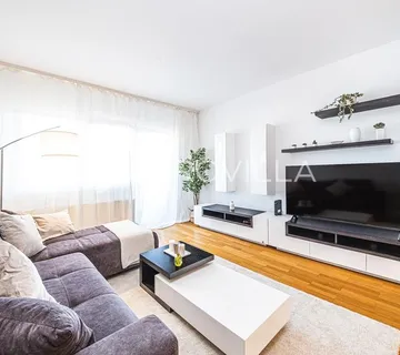 Kvaternik Plaza dvosoban penthouse s 2 garaže - Zagreb
