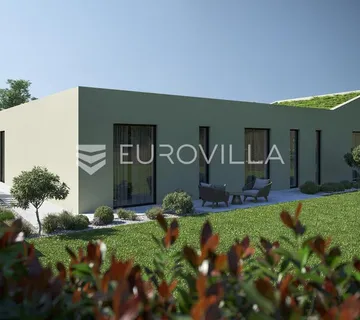 Istra, Svetvinčenat - građevinsko zemljište 739 m2,pravomoćna dozvola i infrastruktura -top lokacija