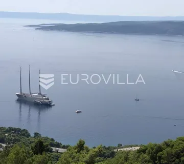 Brela - zemljište s predivnim pogledom (1665 m2)