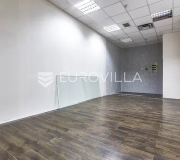 Importanne centar,  poslovni prostor 30 m2 - cover
