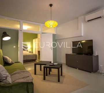 Istra, Rovinj, moderno renoviran stan s neto korisnom površinom od 49,05 m² u strogom centru