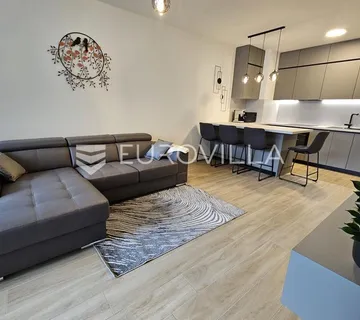 Zagreb, Remetinec, luksuzan dvosoban stan s garažnim parkirnim mjestom 55 m²