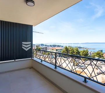 Makarska, dvosoban stan na trećem katu dovršene novogradnje - cover