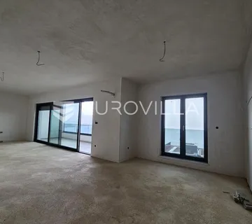 Opatija, Kosićevo, luksuzan četverosoban stan NKP 142 m2