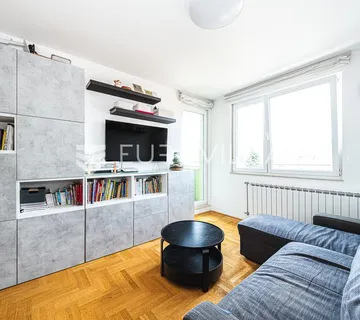 Zagreb, Stenjevec predivan trosoban stan 57 m²