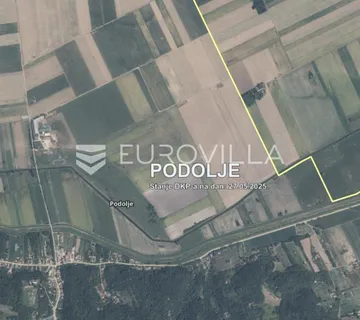 Beli Manastir, Podolje, zemljišta površine 13099m2