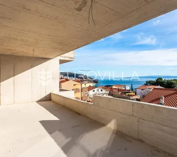 Čiovo, Okrug Gornji, trosoban penthouse s krovnom terasom i pogledom na more - Okrug Gornji, Okrug