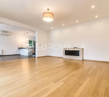 Zagreb, Šestine novoizgrađena obiteljska vila 400 m² za najam
