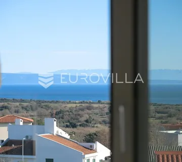 Istra, Ližnjan, moderna katnica s bazenom i predivnim pogledom na more