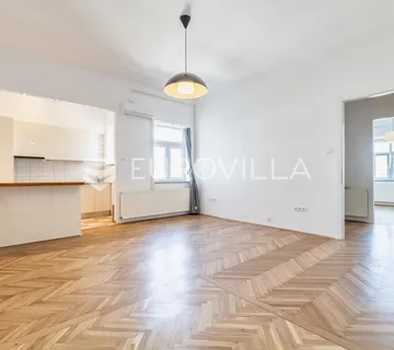 Zagreb, Petrinjska, uređen poslovni prostor 60 m²