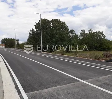 Unešić, odlično građevinsko zemljište 13459 m² s projektom