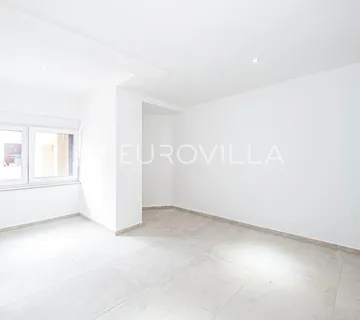 Zagreb, Srednjaci, novoadaptiran dvosoban stan, neto površine 42 m² - cover