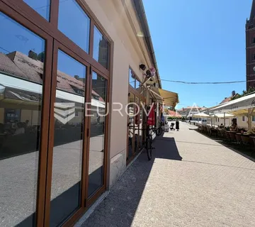 Đakovo, Korzo, potpuno adaptirani ulični poslovni prostor, 35 m²