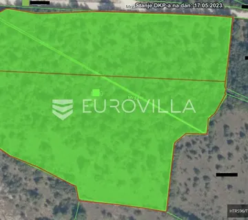 Istra, Mrgani, građevinsko 7000m2 i poljoprivredno zemljište 15230 m2 - Mrgani, Kanfanar