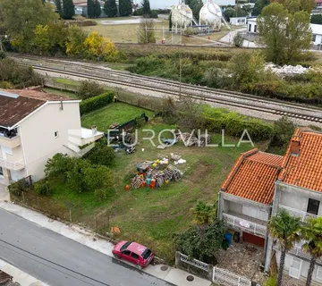 Metković, građevinsko zemljište 550 m²