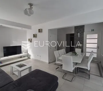 Sveti Martin Na Muri, prekrasna kuća površine 129 m² - Gradiščak