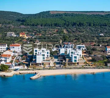 Turanj, vile Turris, prekrasan četverosoban dvoetažan stan - Turanj, Sveti Filip i Jakov