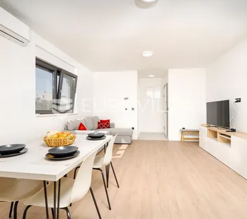 Zadar, Privlaka, dvosoban stan s vrtom, 83,47 m²