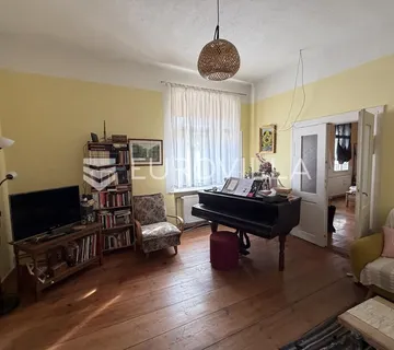 Đakovo, autentična kuća od 150 m² na parceli od 989 m²
