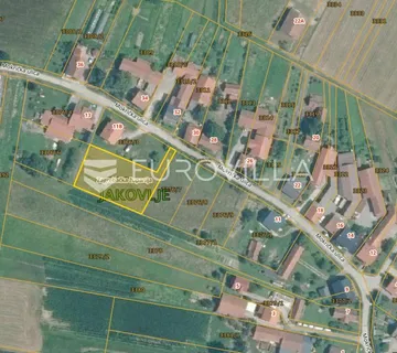 Jakovlje, građevinsko zemljište površine 1372 m² - cover