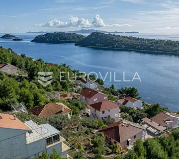 Otok Korčula, Vela Luka, kuća sa 5 apartmana u uvali Karbuni - cover