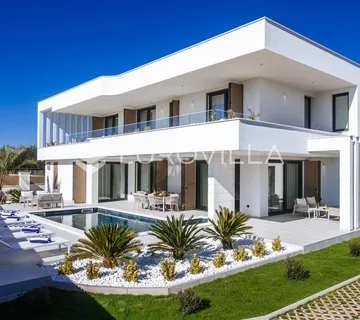 Zadar, luksuzna vila s bazenom, Savršen spoj elegancije i komfora - cover