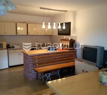 Slunj, Veljun, kuća 120 m² do rijeke Korane - cover