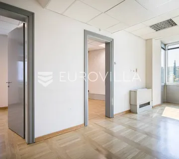 Svetice, uredski prostori za zakup 59 m² - Borongaj