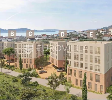 Trogir, Seget Donji, dvosoban stan na drugom katu neto korisne površine 90 m², S4, C - Seget Donji, Seget