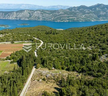 Korčula, Pupnat, poljoprivredno zemljište uz cestu površine 9.400 m² - cover