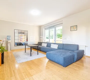 Zagreb, Šestine, četverosoban dvoetažan stan, 134 m², odlična prilika