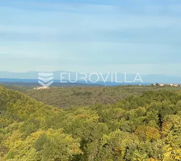Istra, Grožnjan, građevinsko zemljište s panoramskim pogledom na more