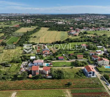 Istra, Fažana, Valbandon, građevinsko zemljište na odličnoj lokaciji, PRILIKA - Valbandon, Fažana