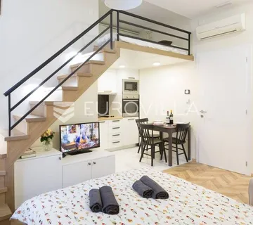 Strogi centar, studio apartman 36 m2 - cover