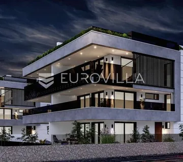 Otok Krk, Grad Krk, luksuzan troetažni stan s bazenom NKP 192m2 - Muraj, Krk