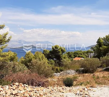 Čiovo, Slatine, građevinsko zemljište na atraktivnoj lokaciji površine 2131 m² - Slatine, Split