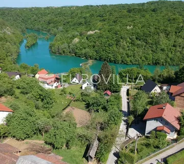 Generalski stol, vikendica 133 m² s dvorištem od 300 m²