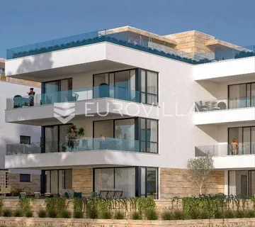Pag, Povljana, dvosoban stan 60 m od mora, 94,40 m²