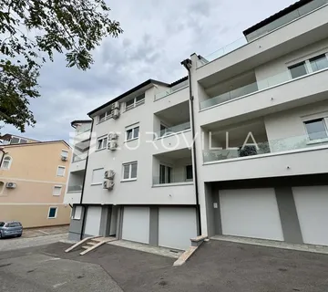 Crikvenica, novogradnja, predivan trosoban stan NKP 62,38 m2 - cover