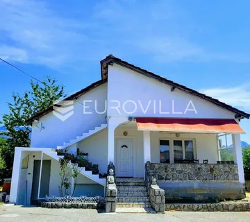 Grobnik, Dražice, samostojeća kuća na terenu od 1500 m² - cover