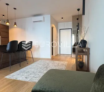 Split, Bel Etage 2, luksuzan jednosoban stan s garažnim mjestom - Duilovo
