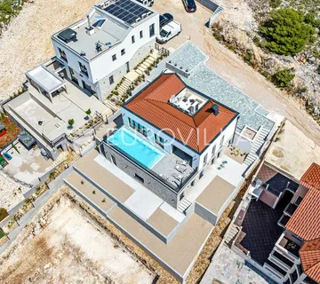 Šibenik, Žaborić, moderna villa s bazenom - Žaborić, Šibenik