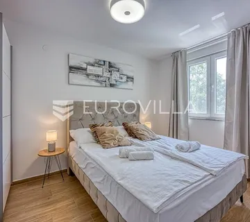 Istra, Murine, predivan stan s tri spavaće sobe NKP 80,5m2 - cover