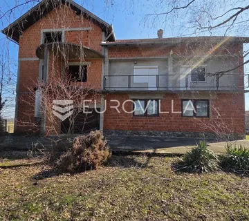 Orahovica, stambeno, poslovna nekretnina, 198 m² - cover