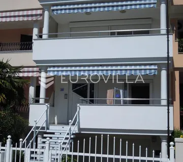 Istra, Rovinj, aprtmanska kuća 340 m² na traženoj lokaciji