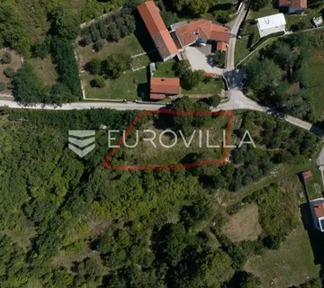 Istra, Poreč okolica - zemljište s građevinskom dozvolom i projektom kuće s bazenom - Baderna, Poreč