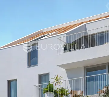 Brač, Supetar, dvosoban penthouse s predivnim pogledom