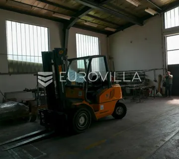 Zagreb, Gračani, poslovna zgrada 3249 m2 uredsko-skladišno-proizvodne namjene - cover